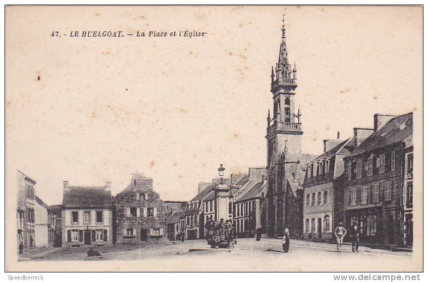 18341. LE HUELGOAT - La Place Et L'église - 47 Artaud - Huelgoat