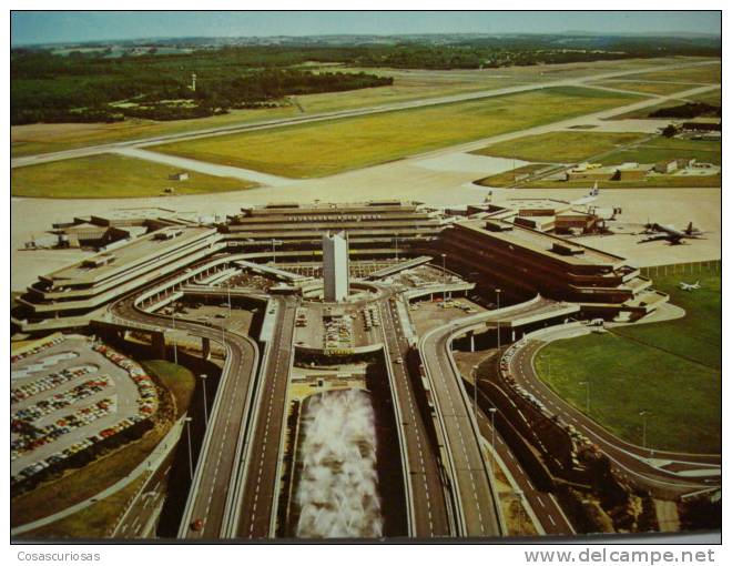 117  KOLN BONN FLUGHAFEN AIRPORT AEROPUERTO GERMANY POSTCARD OTHERS IN MY STORE - Aerodrome