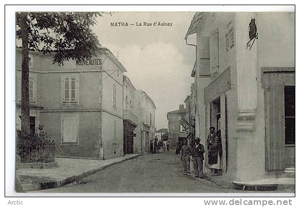 MATHA Le Rue D´Aulnay - Matha