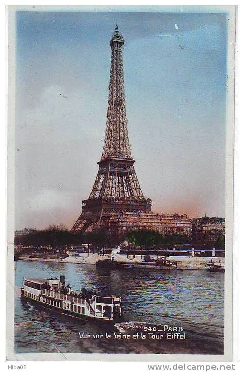 75. PARIS . VUE SUR LA SEINE ET LA TOUR EIFFEL. BATEAU. - Tour Eiffel