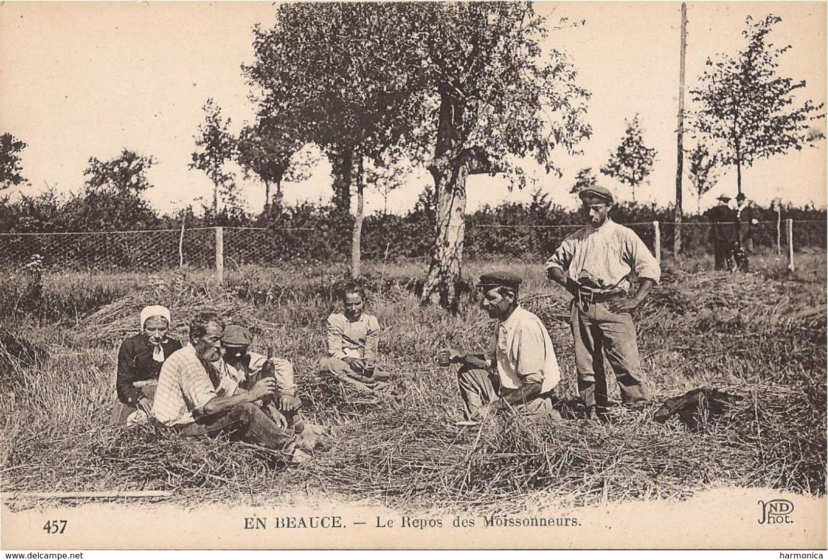 EN BEAUCE LE REPOS DES MOISSONNEURS - Centre-Val De Loire