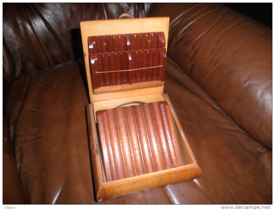 BELLE BOITE A CIGARES - Empty Cigar Cabinet