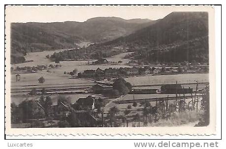 VUE DE LA FORET NOIRE. LA VALLEE DE LA RENCH A OBERKIRCH - Oberkirch