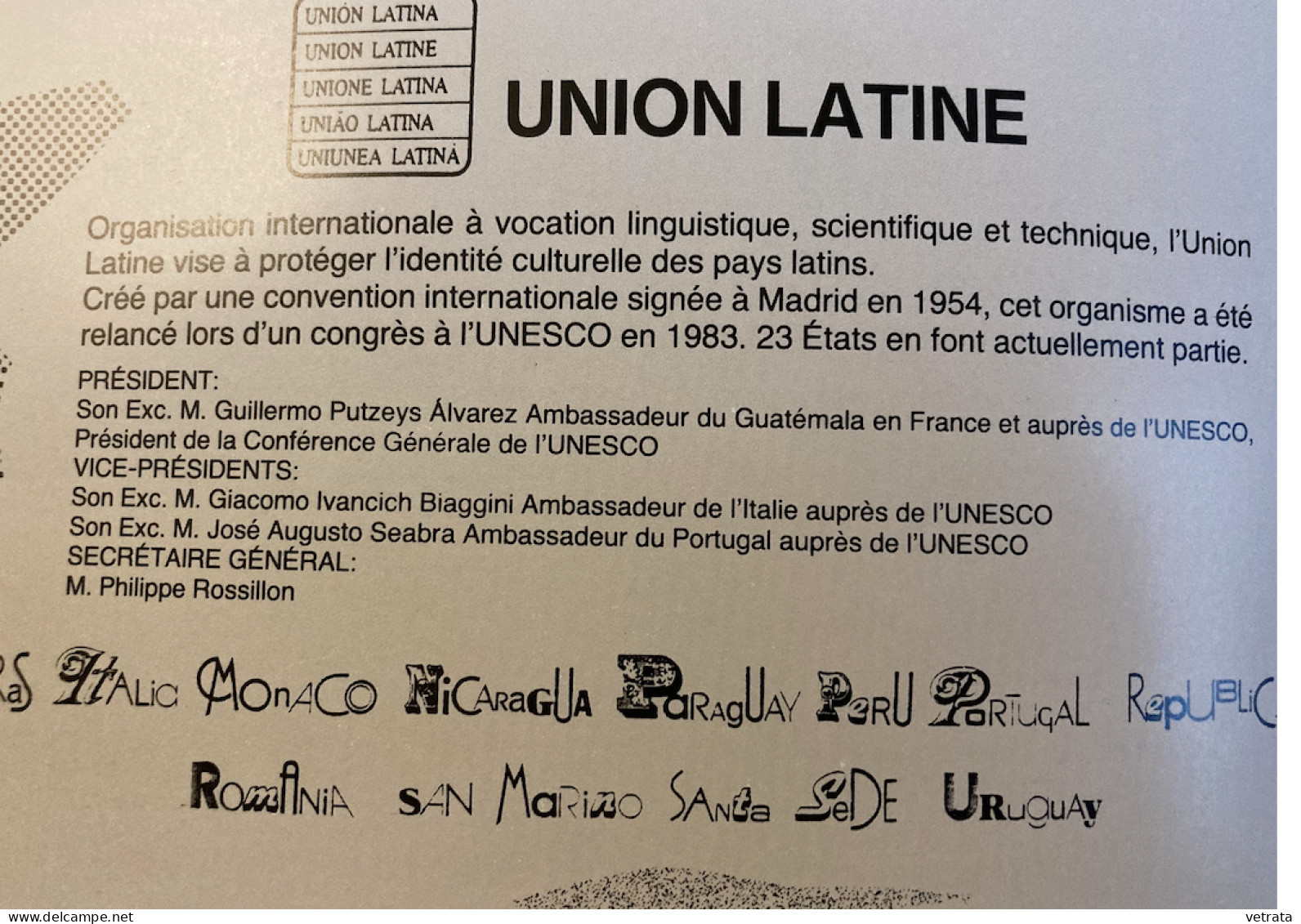 Corto Circuito N.8-9, revista trimestral de comunicacion y culturas latinas, 1989 (68 pages-éditée par l' Union Latine /