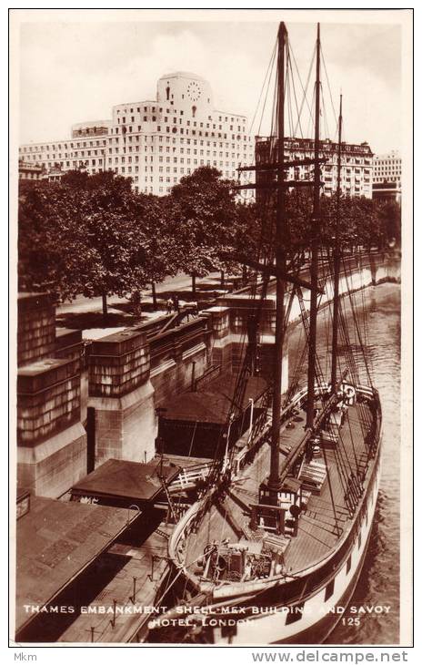 Shell Mex Building And Savoy Hotel - River Thames