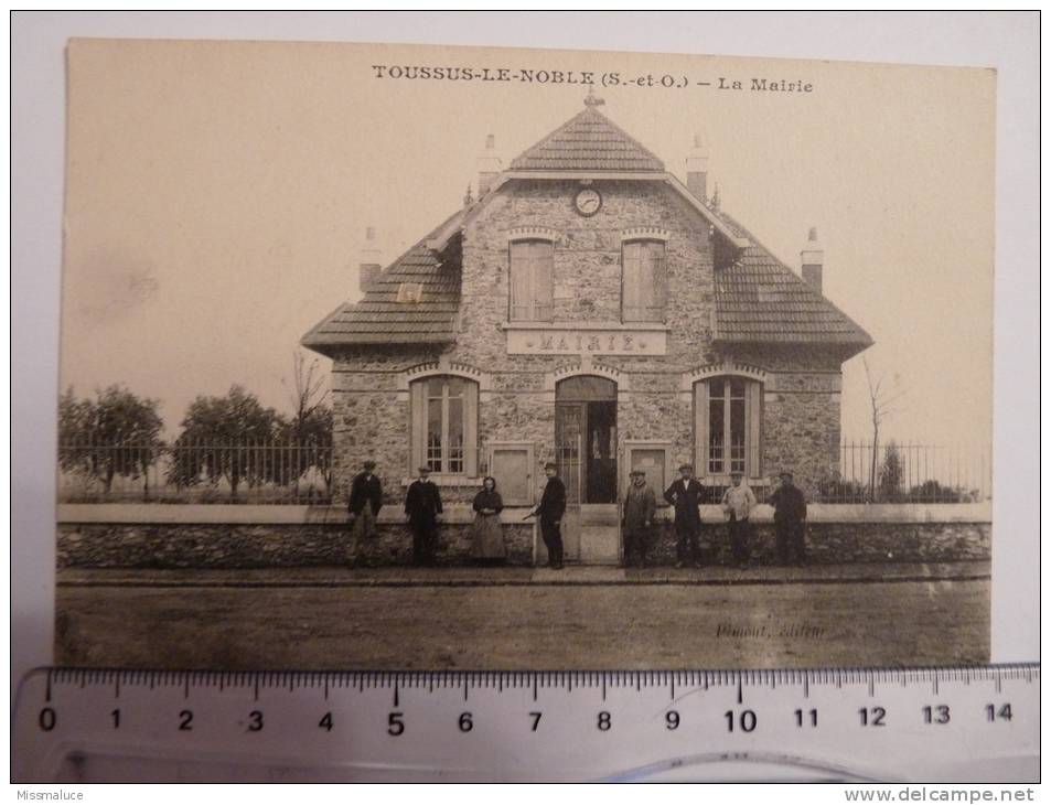 78 YVELINES TOUSSUS LE NOBLE LA MAIRIE - Toussus Le Noble