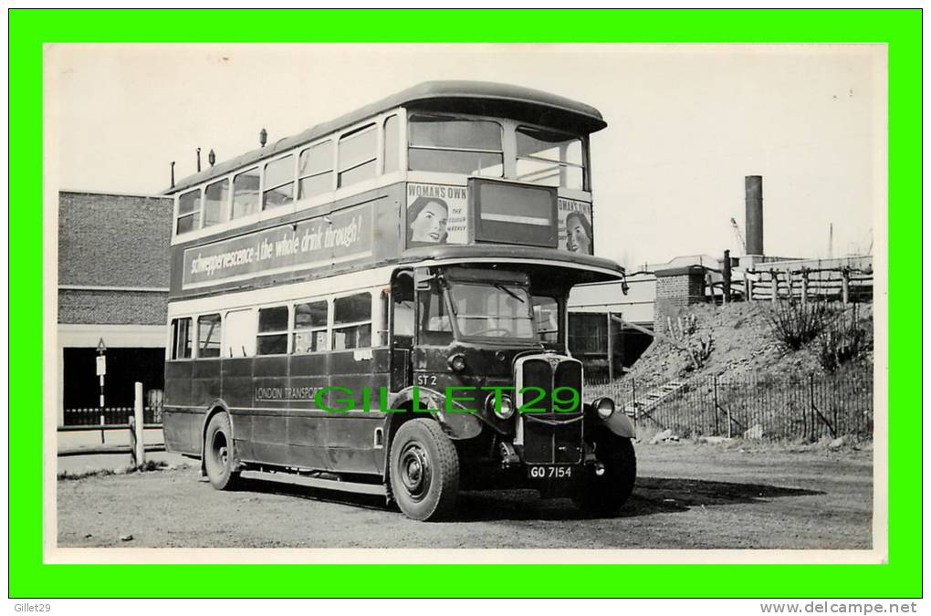 PHOTO - TROLLEY BUS , ST 2 - LONDON TRANSPORT - PLATE No GO 7154 -  PHOTO BY J. H. ASTON - - Autres & Non Classés