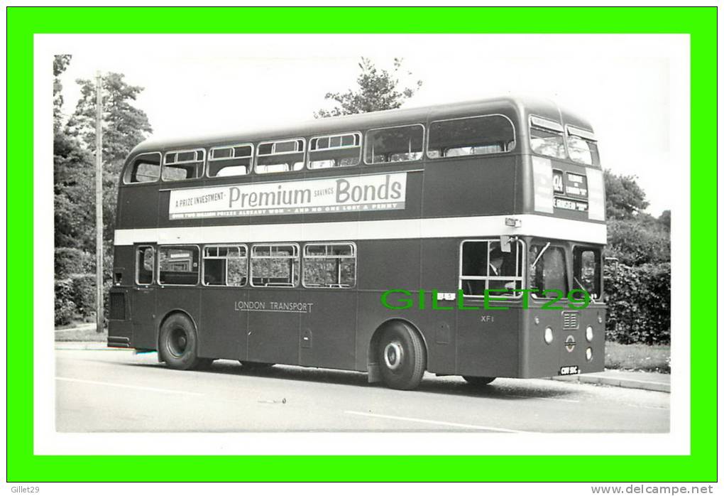 PHOTO - TROLLEY BUS , SXF 1 - LONDON TRANSPORT - PLATE No CW 51 - ANIMATED - PHOTO BY V. C. JONES IN 1965 - - Autres & Non Classés