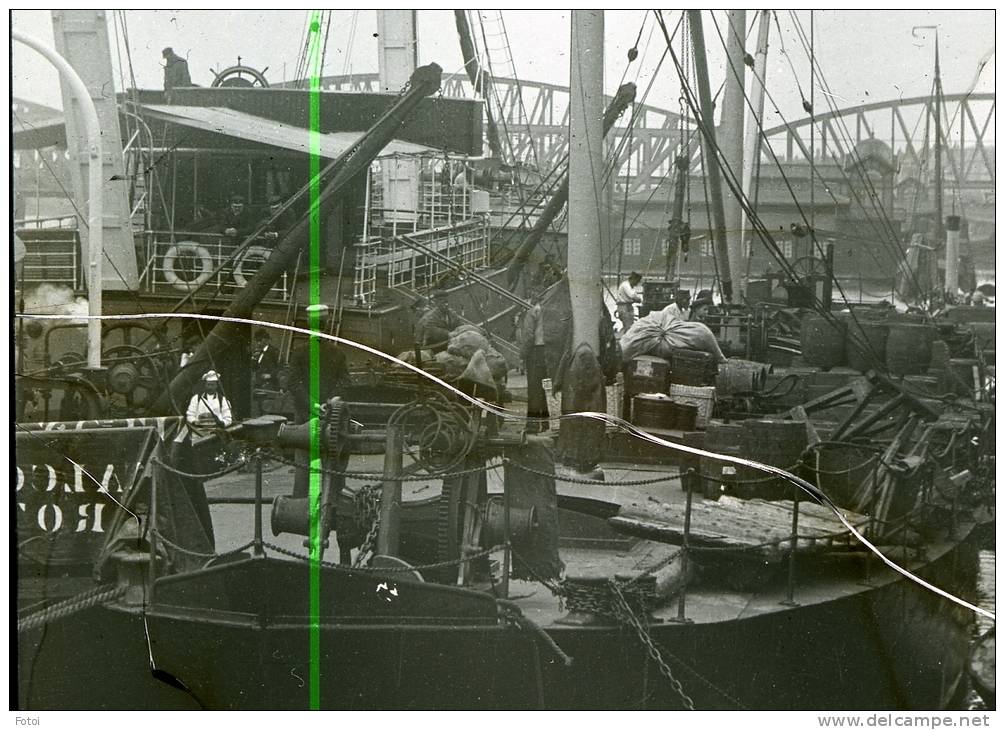 DAMAGED OLD POSITIVE GLASS BROKEN SLIDE PHOTO PLAQUE DE VERRE SHIP ROTTERDAM HOLLAND NETHERLANDS - Plaques De Verre