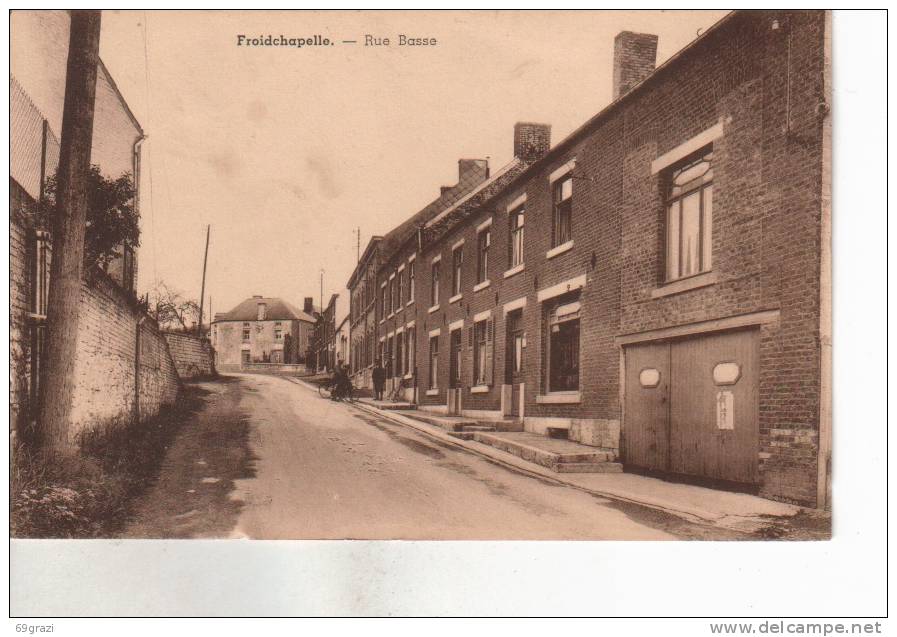 Froidchapelle  Rue Basse - Froidchapelle