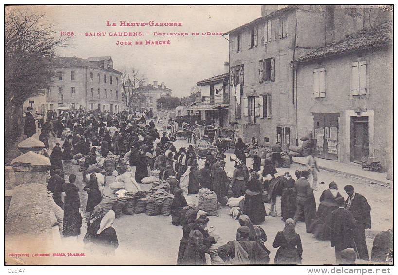 Cpa  Ref-JP-429  ( Dép 31 )     Le Jour Du Marché       " Bld De L' Ouest  "      à  ST-GAUDENS - Saint Gaudens