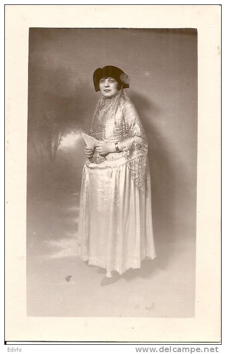 Superbe Photo  (1910 / 25 ) Femme En Costume De Théatre Ou De Soirée - Mode Spectacle ?? Bal Costumé - Photos