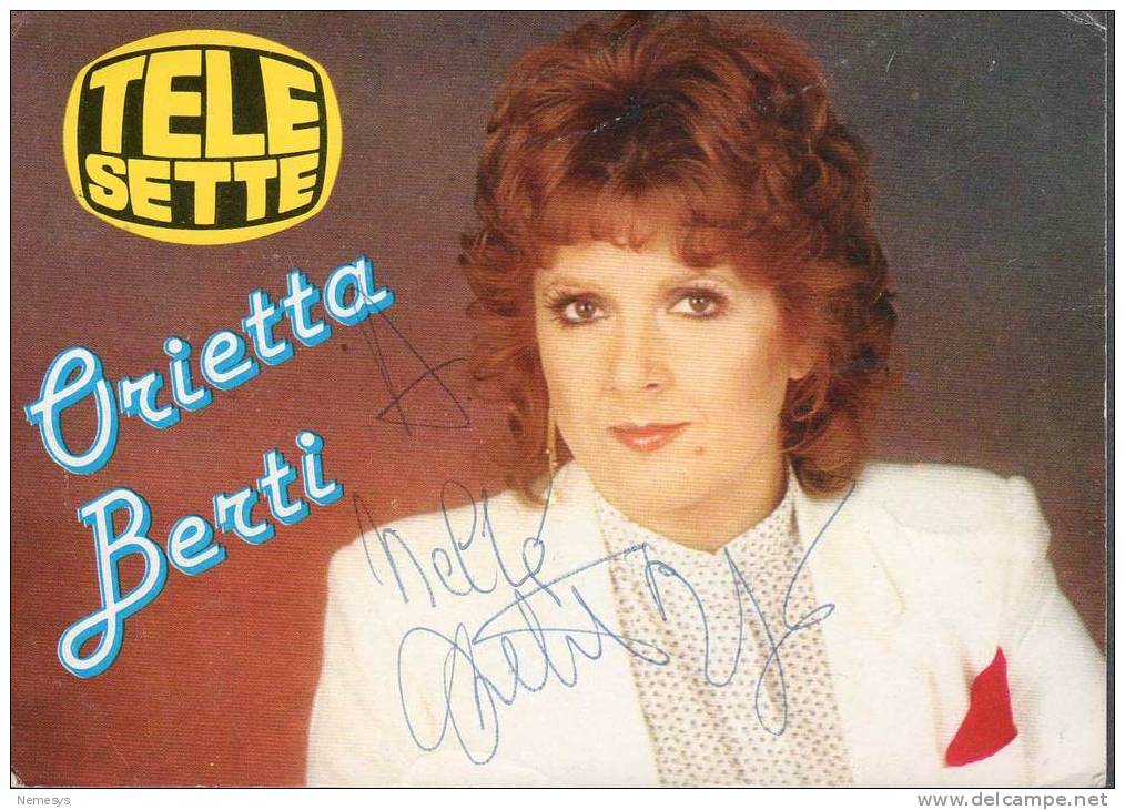 ORIETTA BERTI CARTOLINA AUTOGRAFATA - Autographes