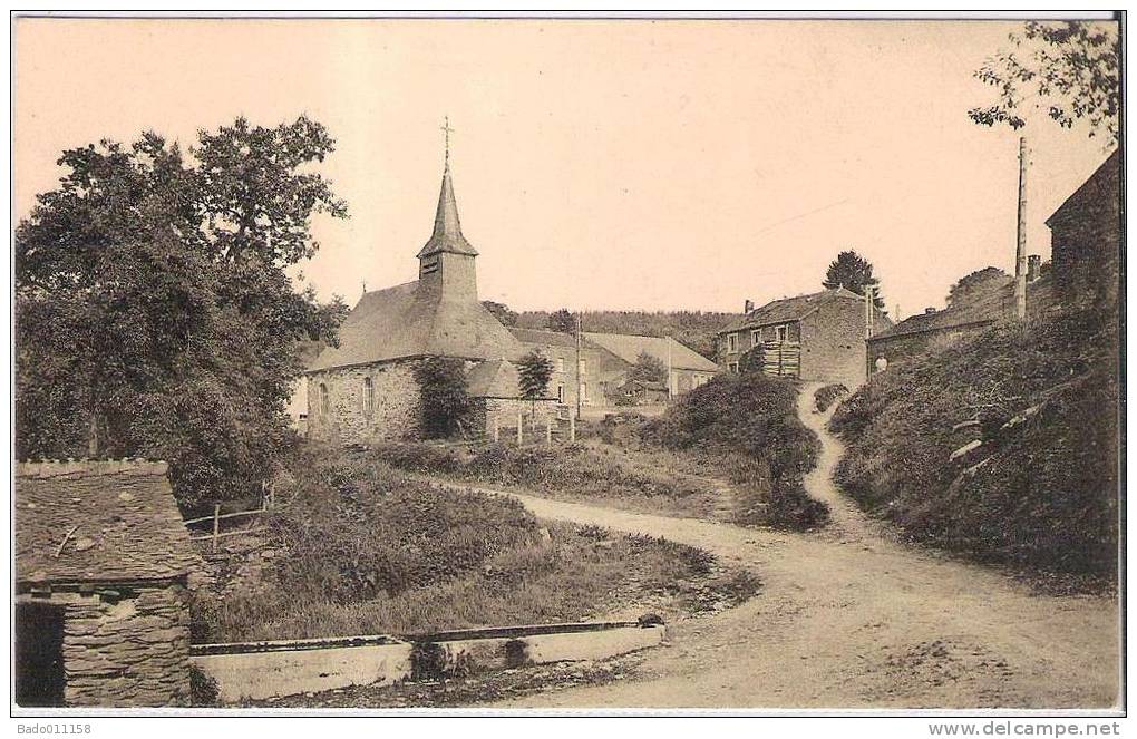 CORNIMONT - L'Eglise Et L'abreuvoir - Bièvre