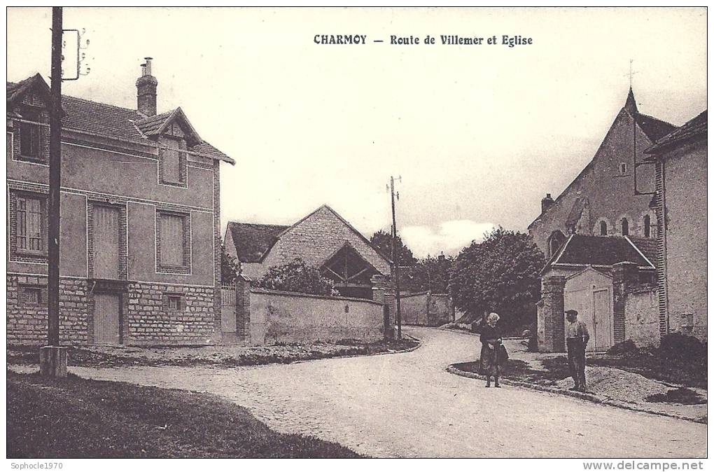 BOURGOGNE - 89 - YONNE - CHARMOY - Route De Villemer Et Eglise - Charmoy