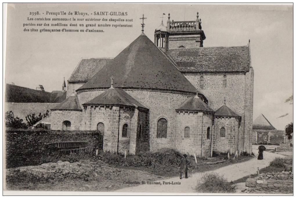 Presqu Ile De Rhuys  Saint Gildas Les Corniches Surmontant Le Mur Exterieur Des Chapelles Sont .......; - Other & Unclassified