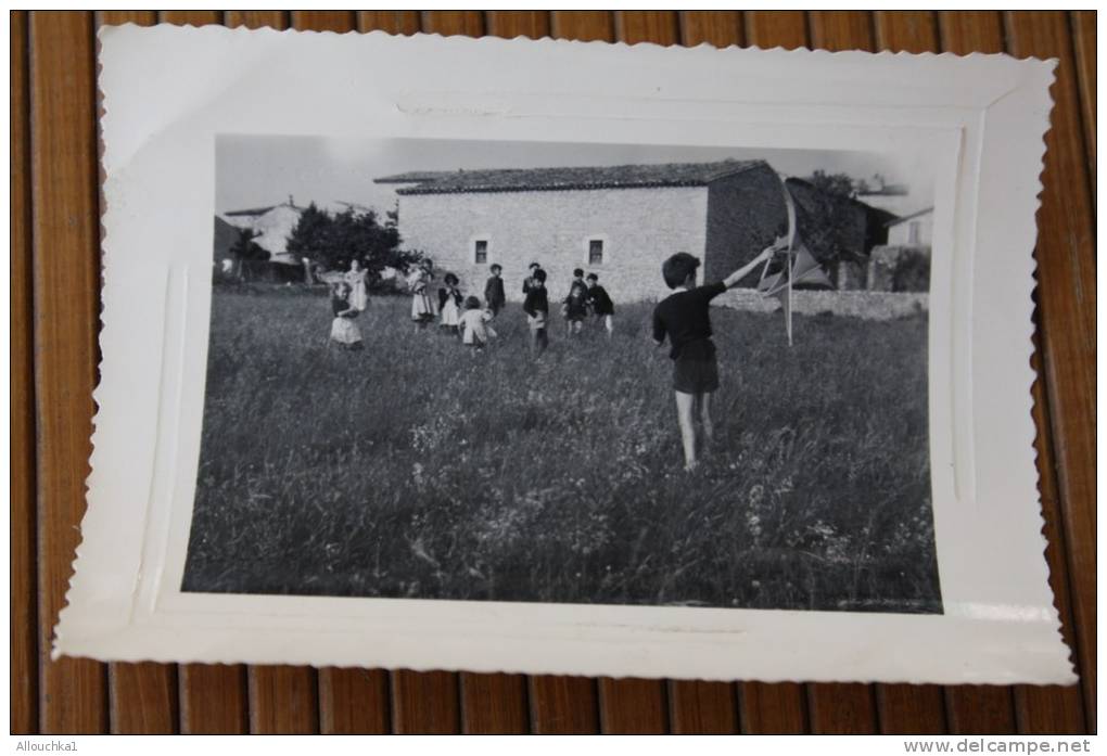 PHOTOGRAPHIE DE SCOUTS SCOUTISME éclaireur SCOUTING JAMBOREE MAI  1953 Scout LE GRAND MAS à Canaules Gard 30 - Autres & Non Classés