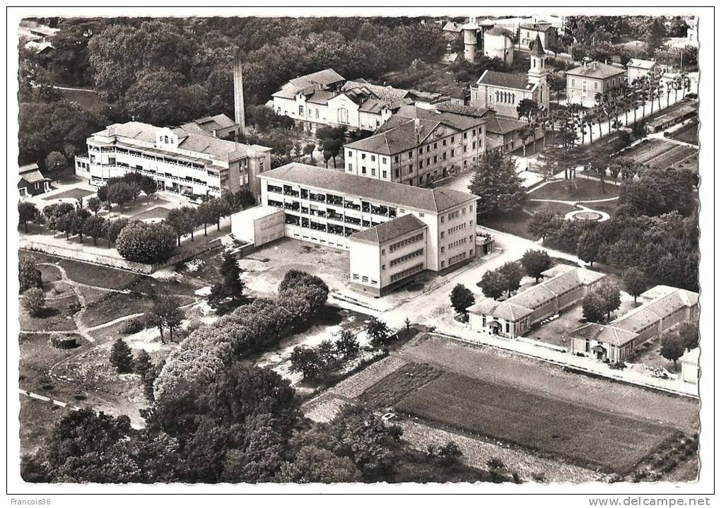 St Saint Genis Laval - Vue Aérienne Sur L'hospice Sainte Eugénie - Dos écrit - Autres & Non Classés