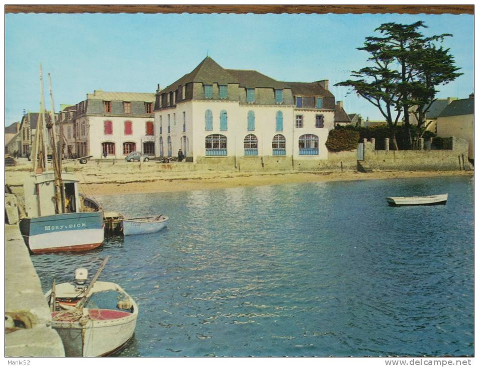 29 - ILE TUDY - Un Coin Du Port Et La Plage (Bateau Le "Moby-Dick"). CPSM - Ile Tudy