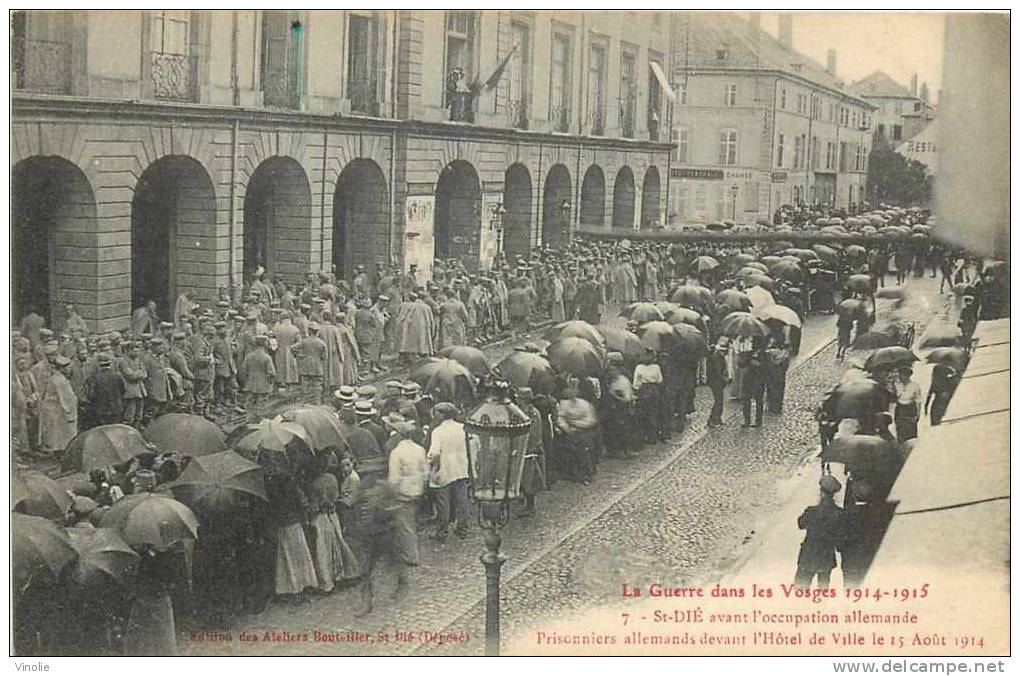 Vosges-réf D 88-25 : Saint-Dié : Prisonniers Allemands - Saint Die