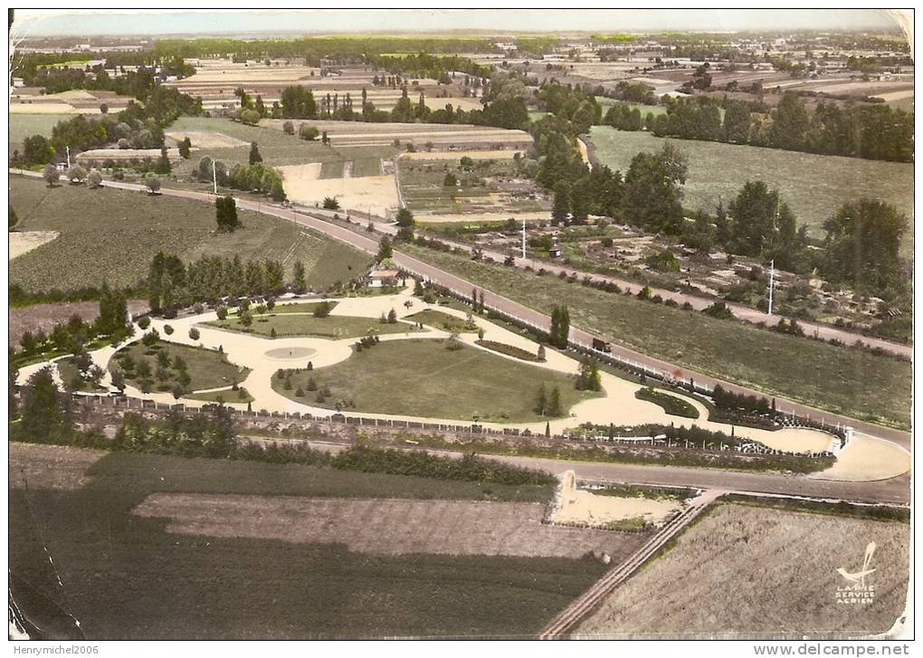 Loire - Sury Le Comtal Vue Aérienne Du Jardin  , Ed Photo Lapie - Altri & Non Classificati