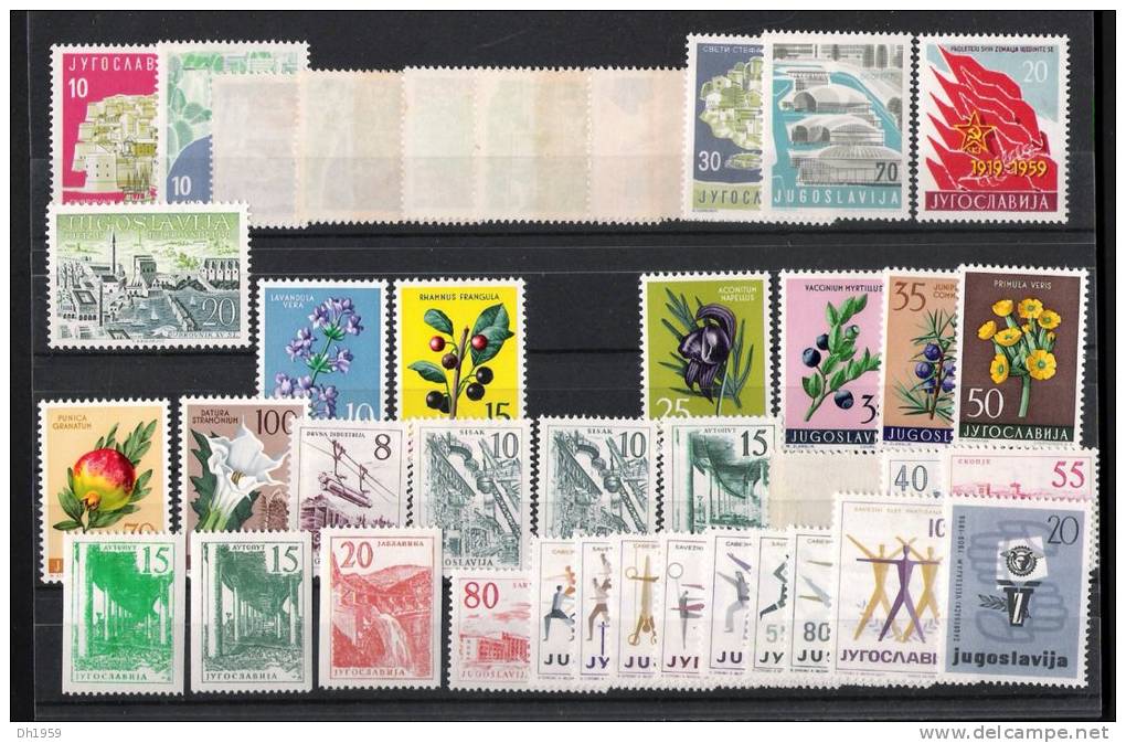 1959 ANNEE INCOMPLETE YEAR SET JAHRGANG YOUGOSLAVIE JUGOSLAVIJA   YT 772 - 809  AVEC ROULETTES  15 VERT  VARIETE ??? - Other & Unclassified