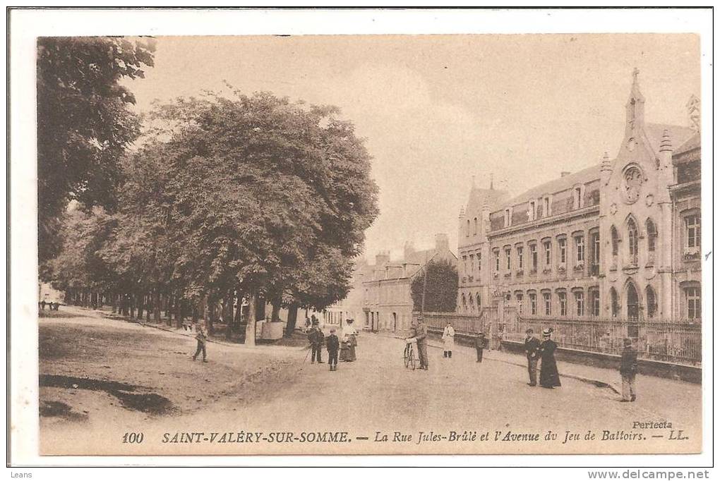 ST VALERY SUR SOMME  L Avenue Jules Brulé Et L Avenue Du Jeu De Battoir  LL 100 - Saint Valery Sur Somme