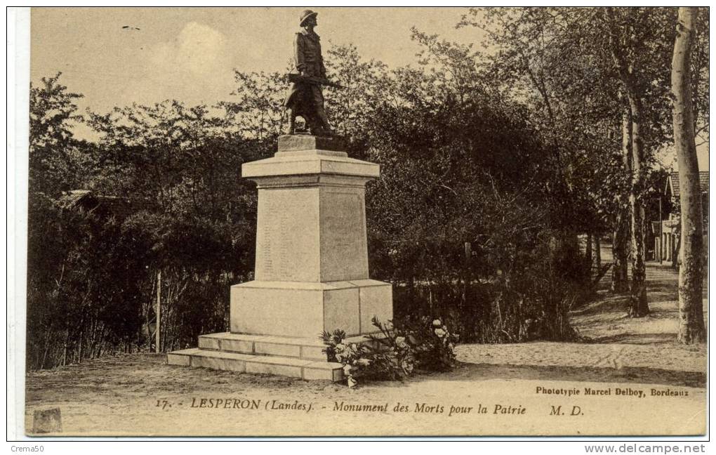 40 - LESPERON - Monument Aux Morts - Autres & Non Classés