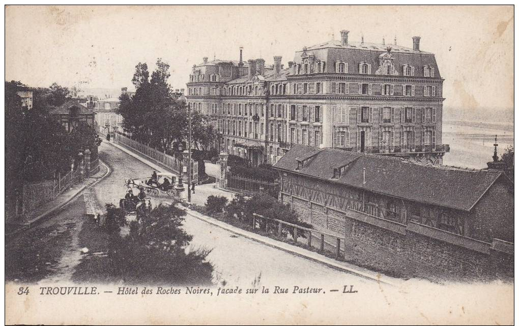 15i - 14 - Trouville-sur-Mer - Calvados - Hôtel Des Roches Noires, Façade Sur La Rue Pasteur - Trouville