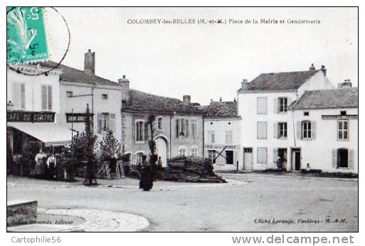 54 COLOMBEY LES BELLES       -1-   Place De La Mairie Et La Gendarmerie - Colombey Les Belles