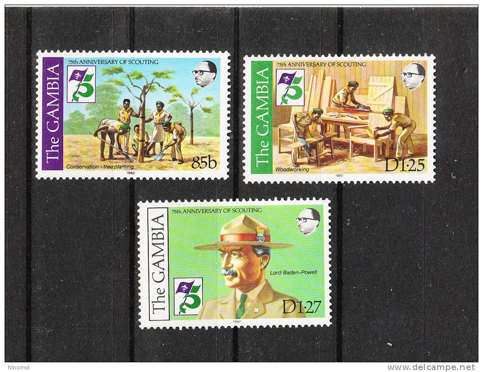 Gambia   -   1982.  Anniversario Dello Scoutismo. Anniversary Of Scouting. Complete Set MNH - Nuevos