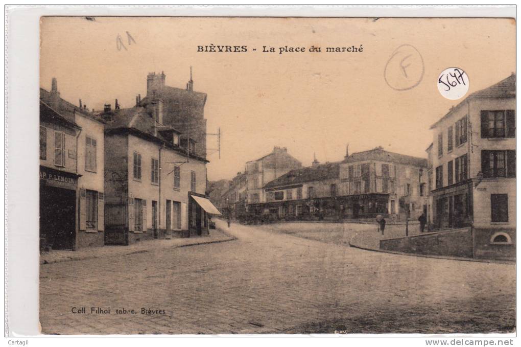 CPA - 91 - Bièvres - La Place Du Marché - Bievres