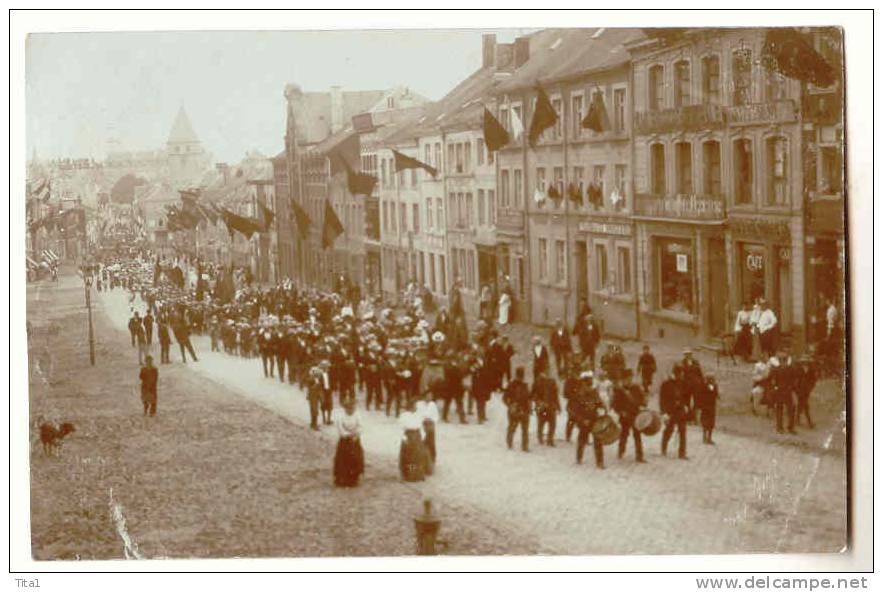 D8465 - Bastogne -Défilé "carte Photo" - Bastogne