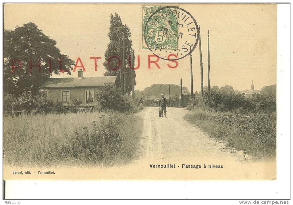 VERNOUILLET  /  Passage à Niveau   1907 - Vernouillet