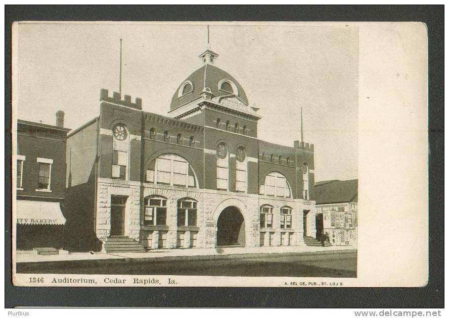 CEDAR RAPIDS, IA., AUDITORIUM, OLD POSTCARD - Cedar Rapids