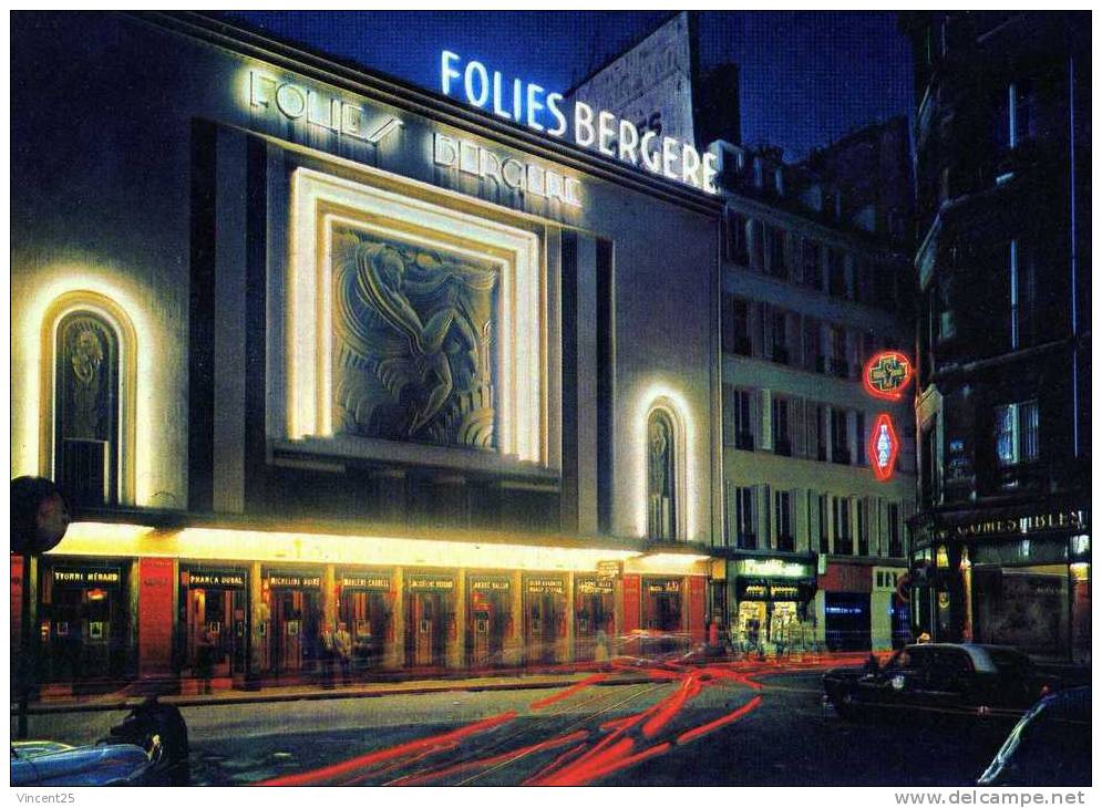 Folies Bergere Theatre Tabac Cafe Paris Pharmacie - Arrondissement: 02