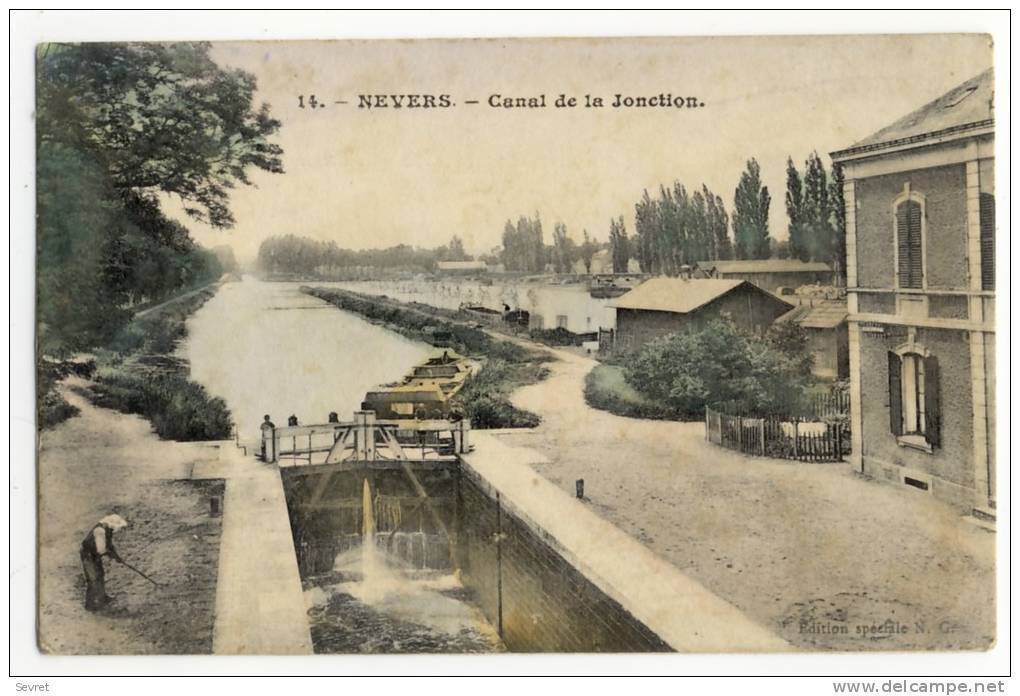 NEVERS  - Canal De La Jonction . Belle Carte Aquarellée. - Nevers