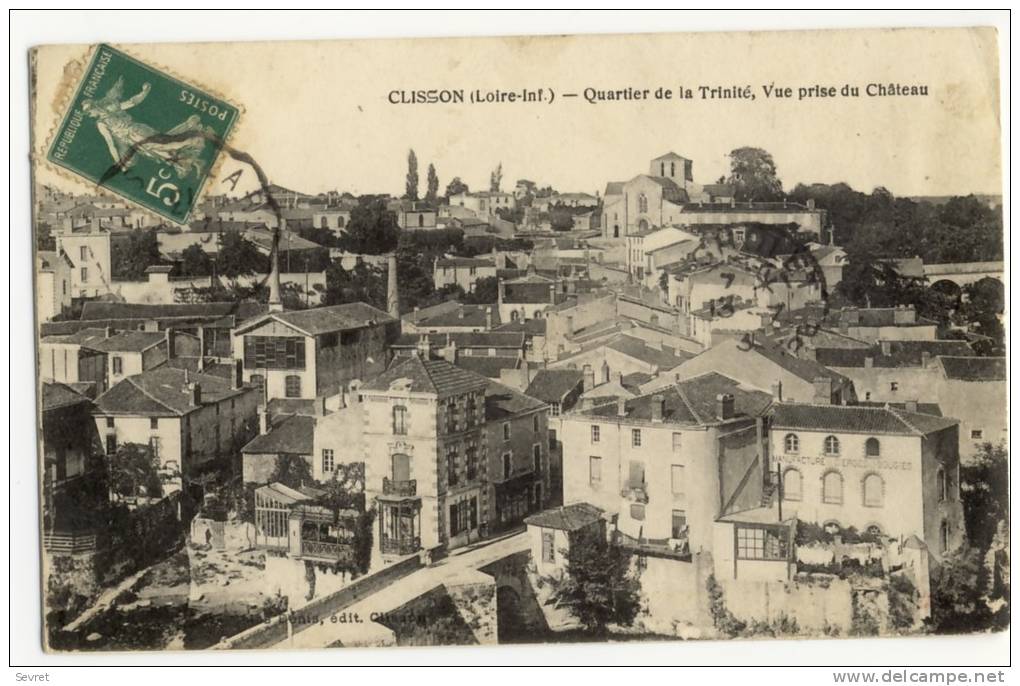 CLISSON - Quartier De La Trinité. Vue Prise Du Château. - Clisson