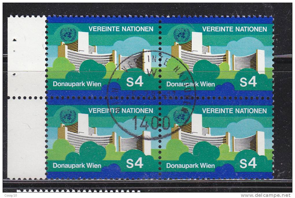 NATIONS  UNIES  VIENNE   1979/80  N°4  BLOC DE 4  OBLITERE    CATALOGUE YVERT - Gebraucht