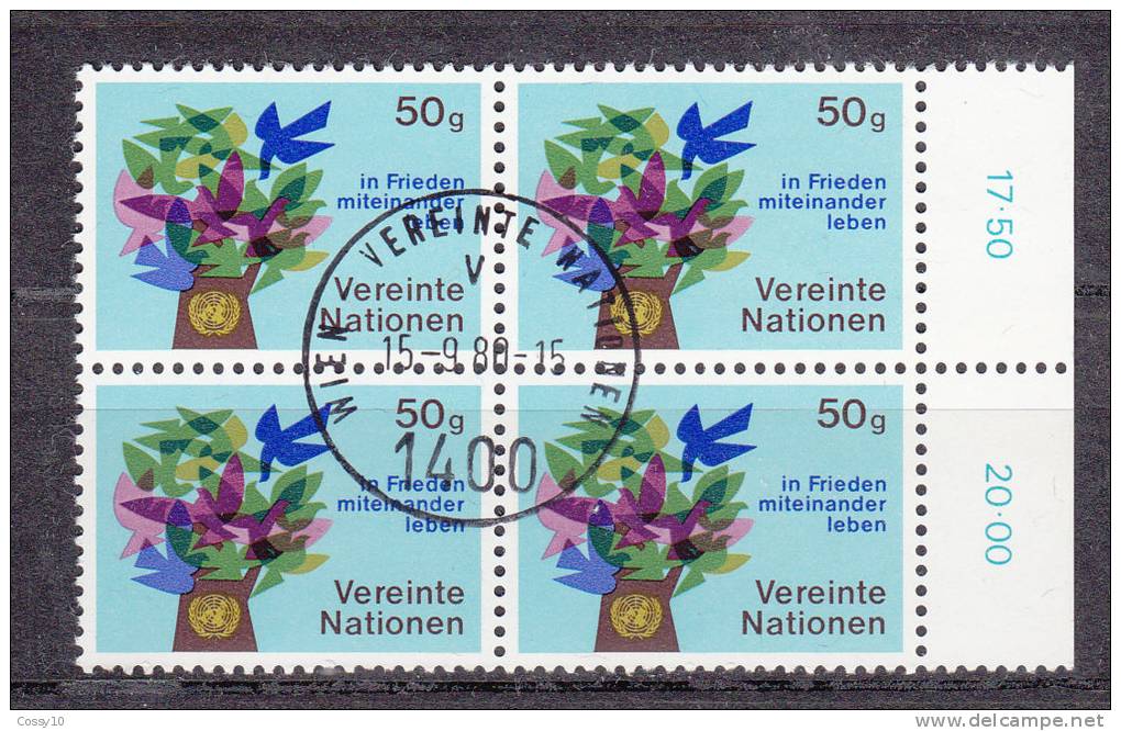 NATIONS  UNIES  VIENNE   1979/80   N°  1  BLOC DE 4    OBLITERE    CATALOGUE YVERT - Oblitérés