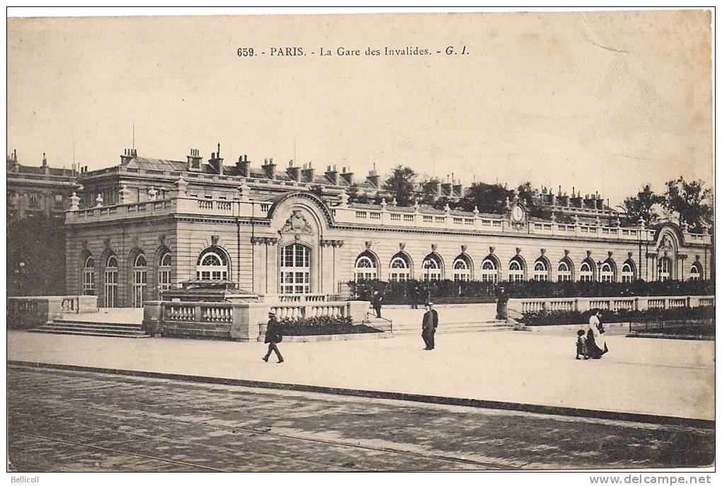 659  -  PARIS  -  La Gare Des Invalides - Transport Urbain En Surface