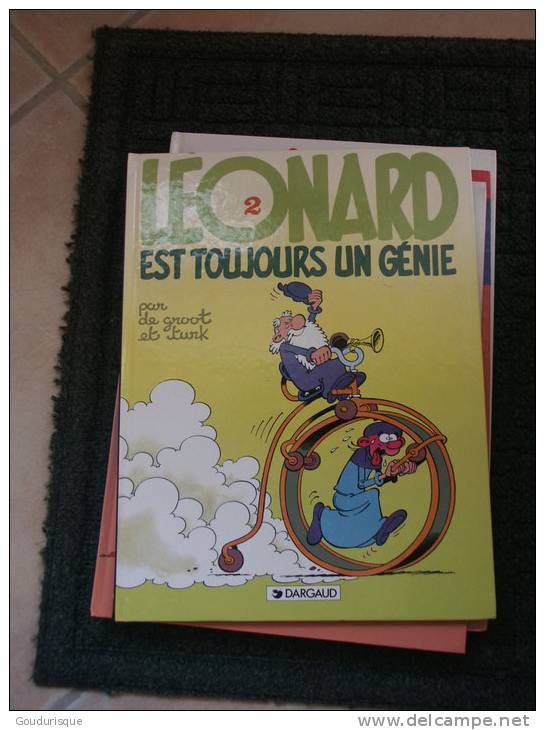 LEONARD T2 EST TOUJOURS  UN GENIE  TURK  DE GROOT - Léonard