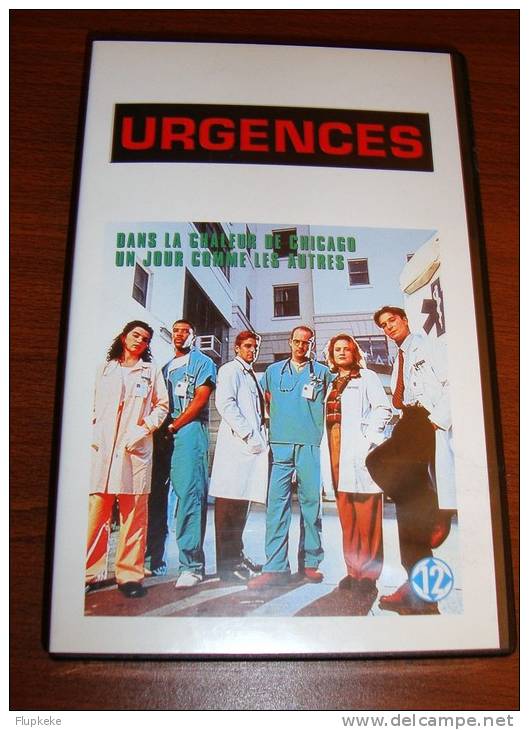 Vhs Pal Urgence 4 Dans La Chaleur De Chicago + Un Jour Comme Les Autres E.R.Version Française - TV-Reeksen En Programma's