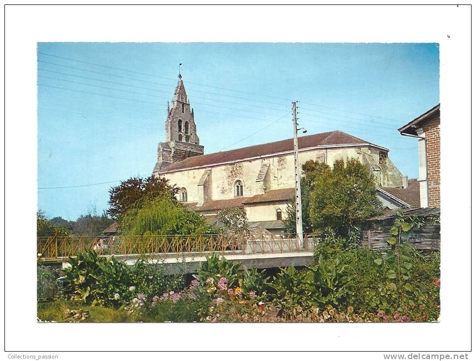 Cp, 40, Sabres, L'Eglise, Voyagée 1975 - Sabres