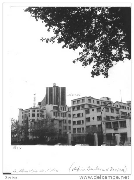 LE MINISTERE DE L'AIR (DEPUIS LE BOULEVARD VICTOR) PARIS PHOTOGRAPHE ANDRE GARIMAOND - Sonstige & Ohne Zuordnung