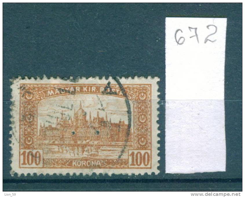 25K672 // - .'. - Perfin Perfores Perforiert Perforati Perforadas Hungary Ungarn Hongrie Ungheria - Perforadas