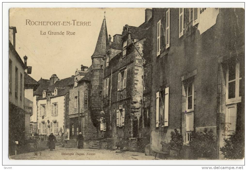ROCHEFORT En TERRE - La Grande Rue - Rochefort En Terre
