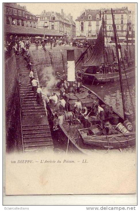 France..76..Dieppe..L'arr Ivée  Du Poisson - Dieppe