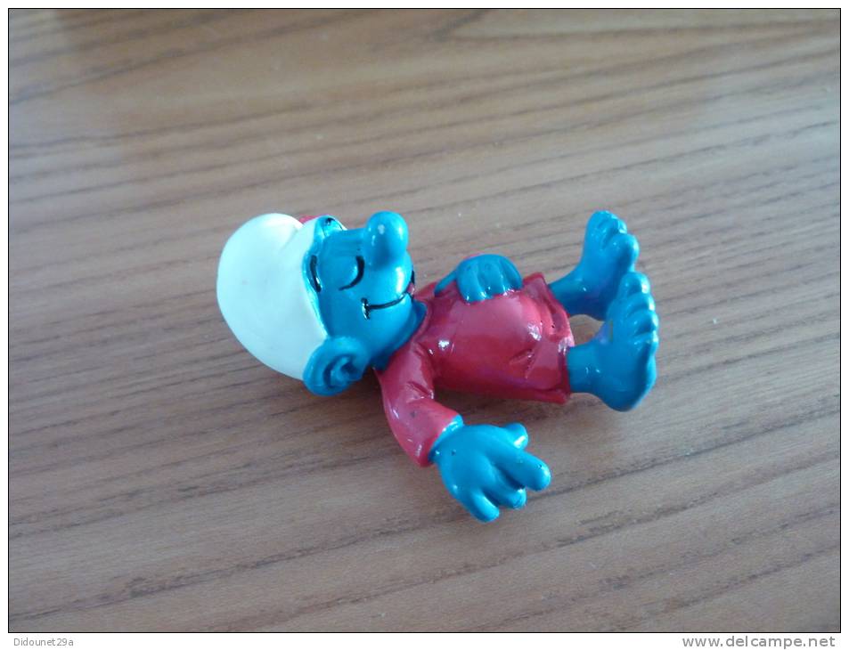 Figurine Quick "Schtroumpf Dormeur" Peyo Largeur : 6cm - Smurfs