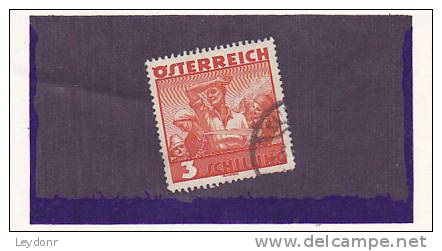 Austria - Farm Workers - Scott # 378 - Gebraucht